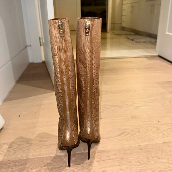 Versace boots - Picture 3 of 4